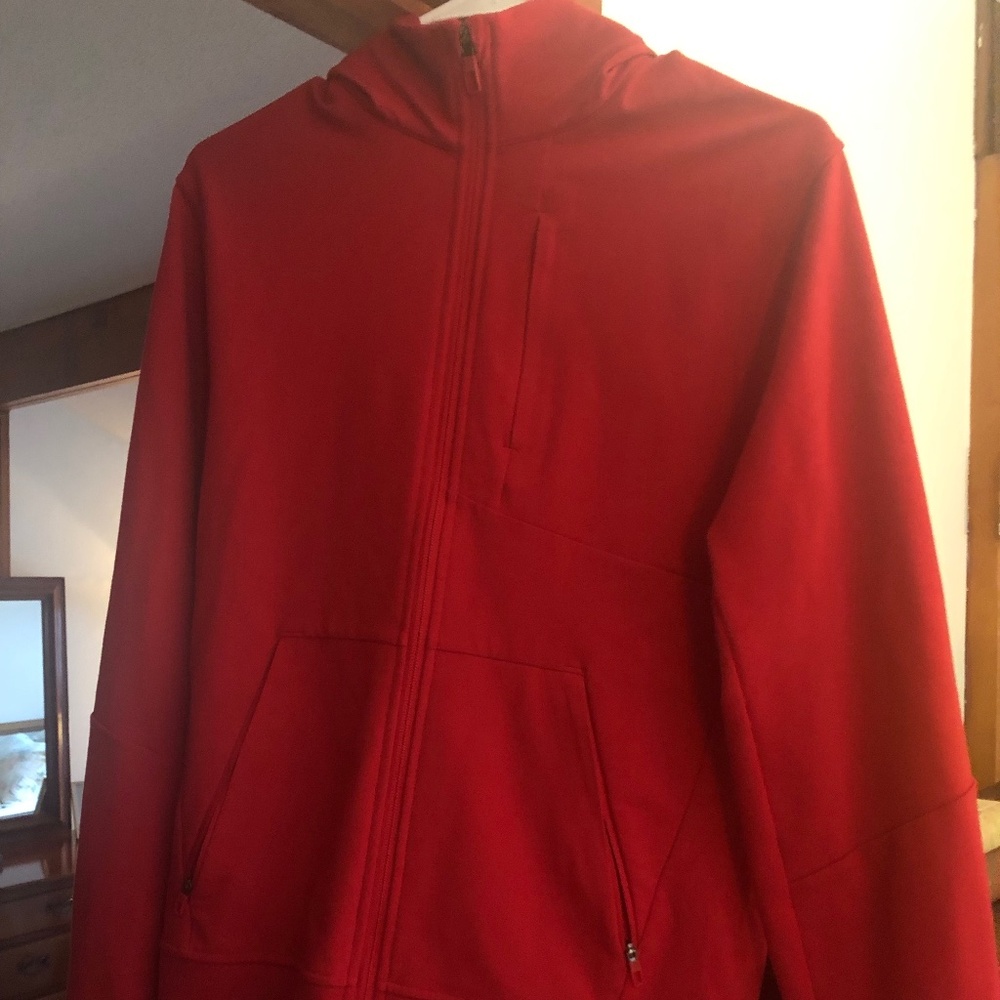 Lululemon NWOT Tags Men's Jacket - Small